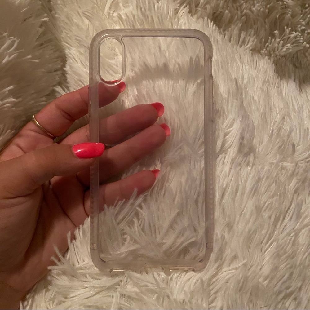 IPhone XS clear tech21 case